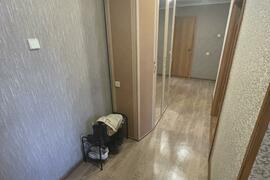 Квартира, 3 комнаты, 61.2 м²