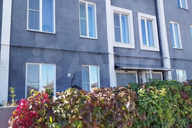 Таунхаус 110,7 м² на участке 1 сот.