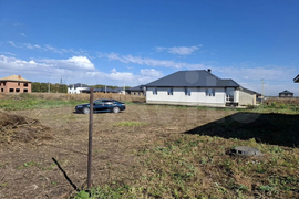 Участок 8 сот. (ИЖС)