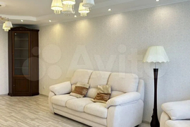 2-к. квартира, 80,9 м², 8/9 эт.