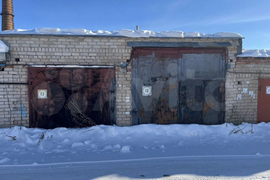 Гараж, > 30 м²