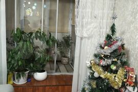 4-к. квартира, 79 м², 2/5 эт.