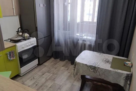 2-к. квартира, 52 м², 2/9 эт.