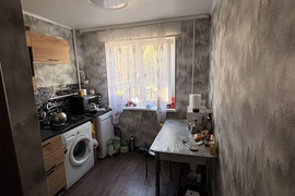 3-к. квартира, 60 м², 1/5 эт.