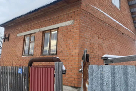 Дом 30 м² на участке 5,2 сот.