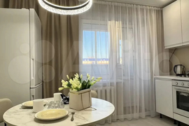 2-к. квартира, 42,7 м², 6/9 эт.