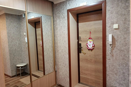2-к. квартира, 50 м², 5/5 эт.