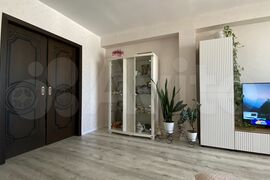 3-к. квартира, 95,5 м², 14/14 эт.